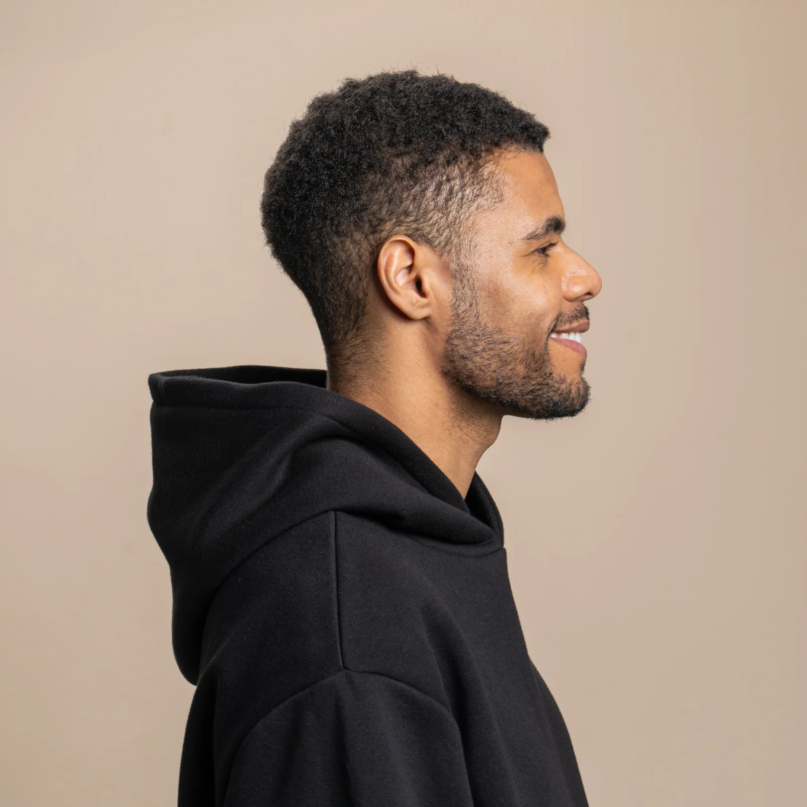 Trtl Men's Travel Hoodie - Image 12