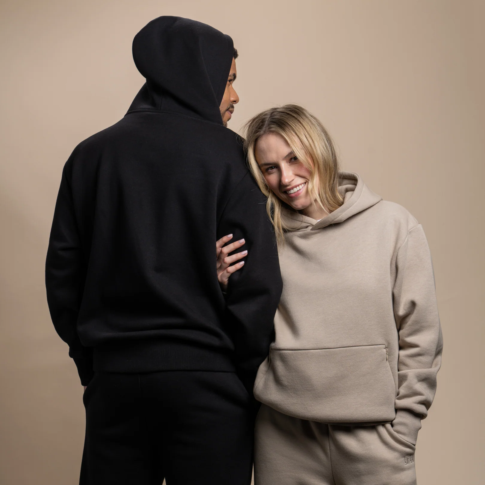 Trtl Women's Travel Hoodie - Image 5